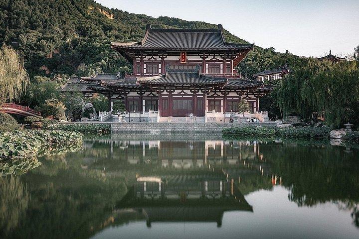 西安テラコッタ軍と華慶宮見学団子ランチ付き