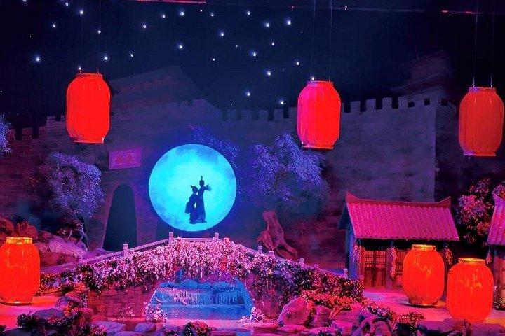 西安テラコッタ軍と華慶宮見学団子ランチ付き