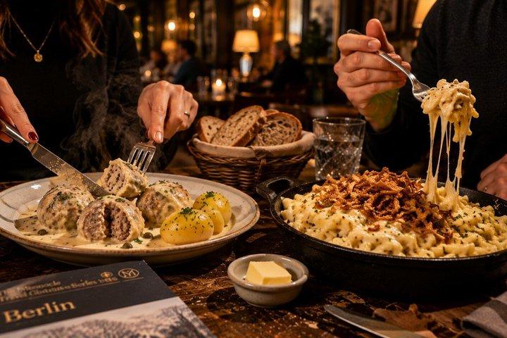 Private Berlin Currywurst and Doner Tour
