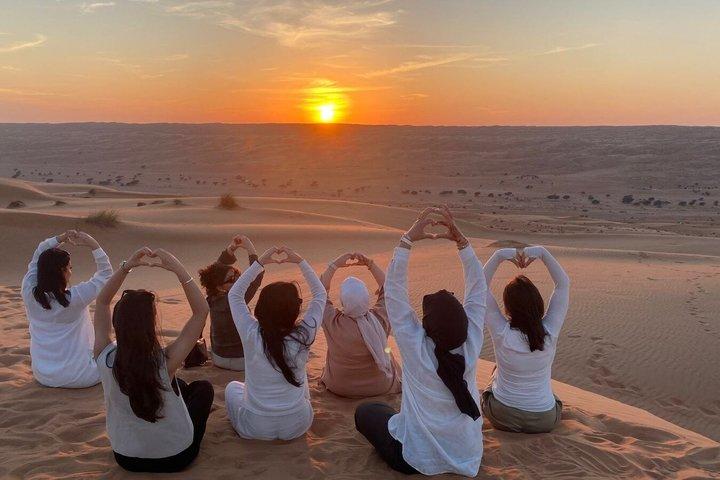 Shared Wadi Bani Khalid and Wahiba Sands Desert Tour with Sunset