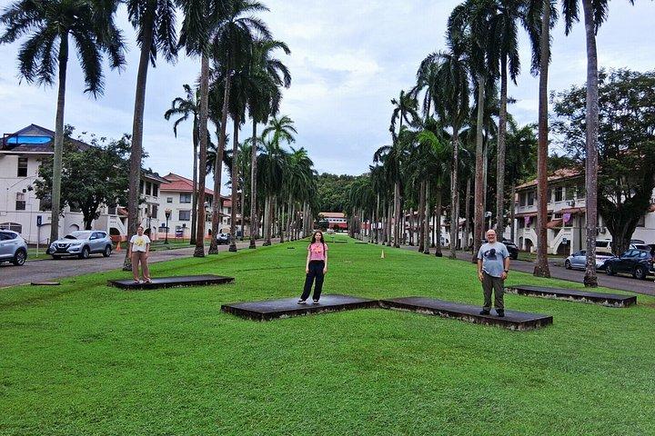 Panama Canal and City Sightseeing Tour