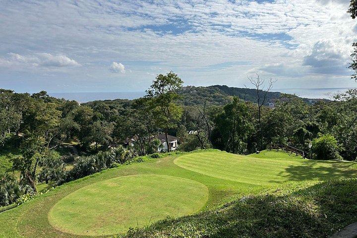 Roatan Golf at The Black Iguana Course