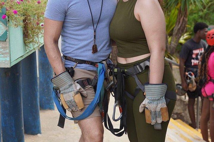 Roatan Zipline and Beach Tours