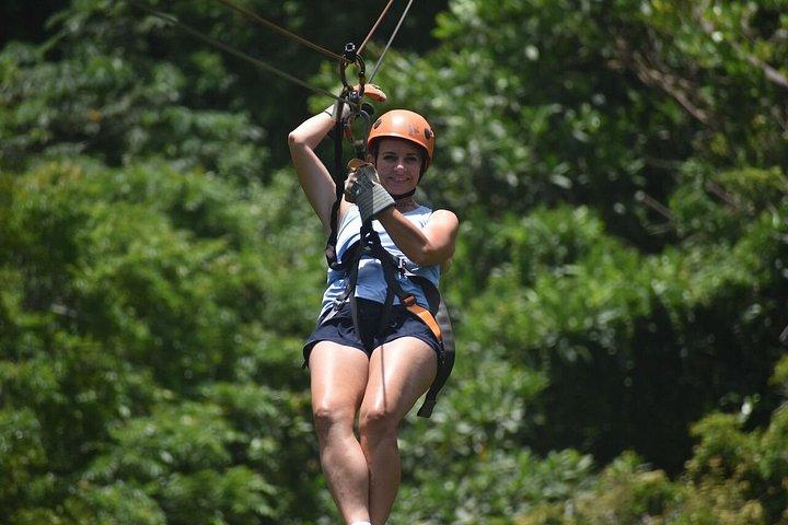 Roatan Zipline and Beach Tours