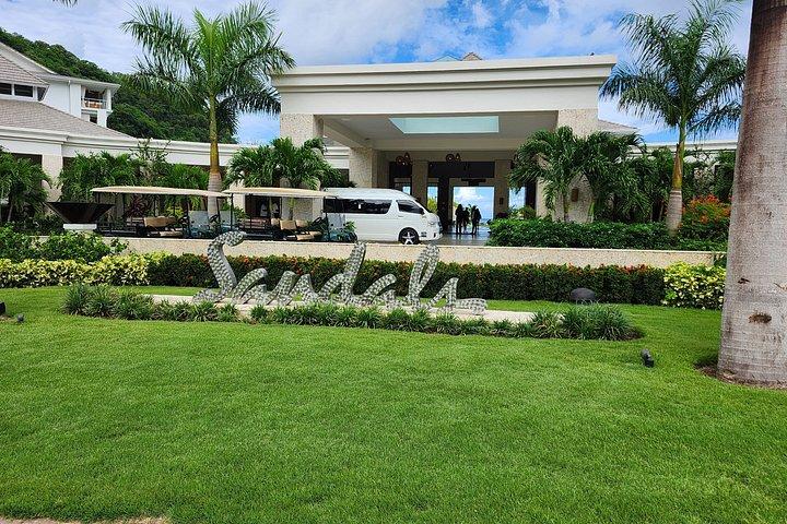 Sandals St. Vincent Private Airport Transfer - Argyle Airport SVD