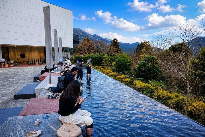 横浜港からのプライベート箱根海岸小旅行