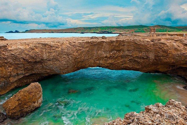 Safari Jeep Tour Adventure by B&H PM Tour - Natural Bridge