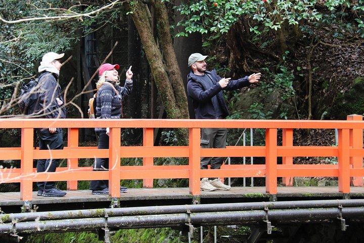 京都プライベートハイキングツアー：鞍馬・貴船の古代軌跡