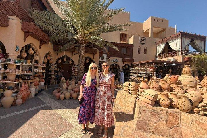 Tour condiviso del forte di Nizwa e di Jebel Akhdar