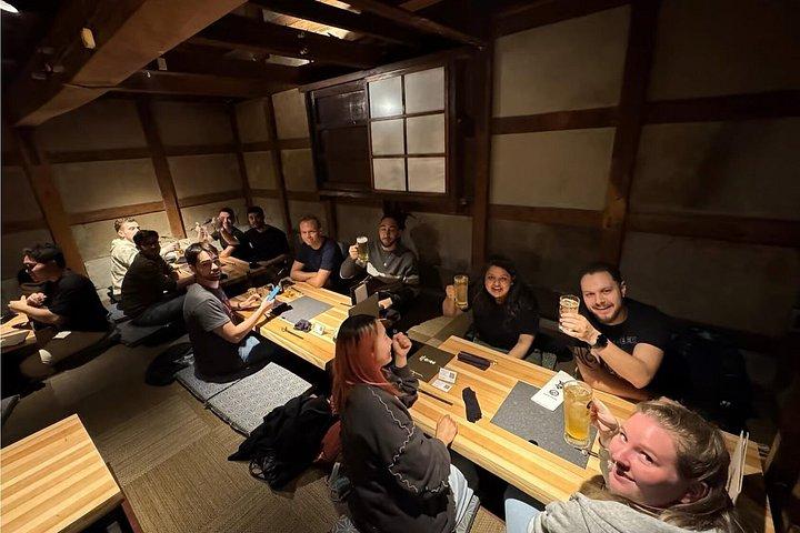 金沢ナイトウォーク＆居酒屋ツアー（現地ガイド付き）