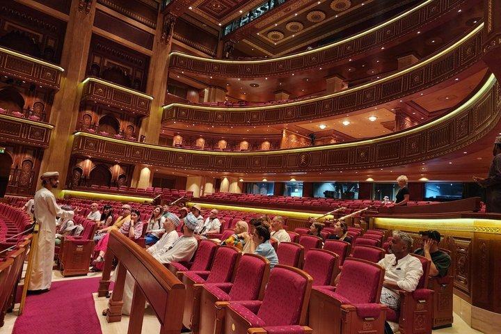 4 - Hour Muscat City Highlights Tour Compartilhado com Transfers