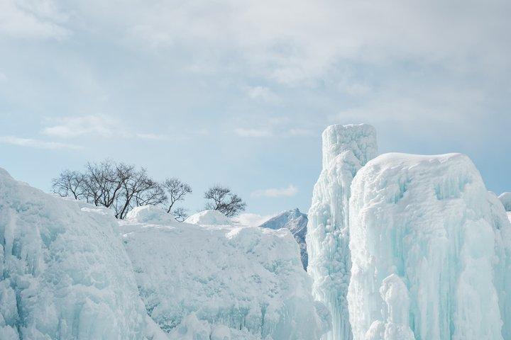 Lake Shikotsu Ice Festival Tour med iskonst och belysning