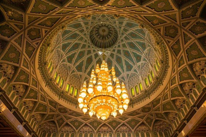 Tour condiviso di mezza giornata della città di Muscat in Moschea e Souk