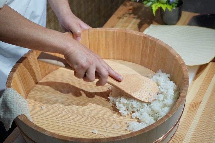 東京築地魚市場めぐり プロが教える寿司作り教室