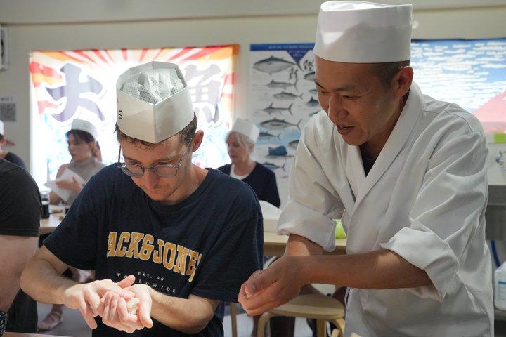 東京築地魚市場めぐり プロが教える寿司作り教室