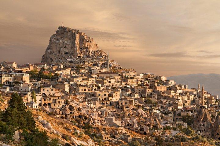 Cappadocia Escape from Istanbul: 3-Day Tour & Balloon Ride Option