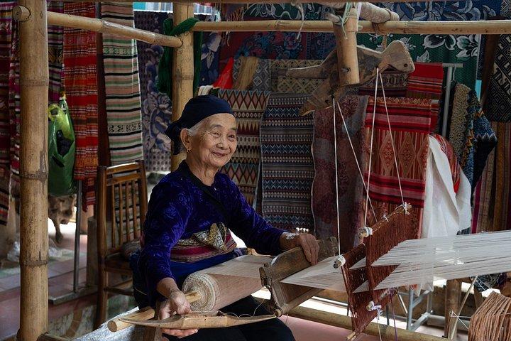 ベストマイチャウ日帰り旅行: 隠れた魅力と村の生活を探る