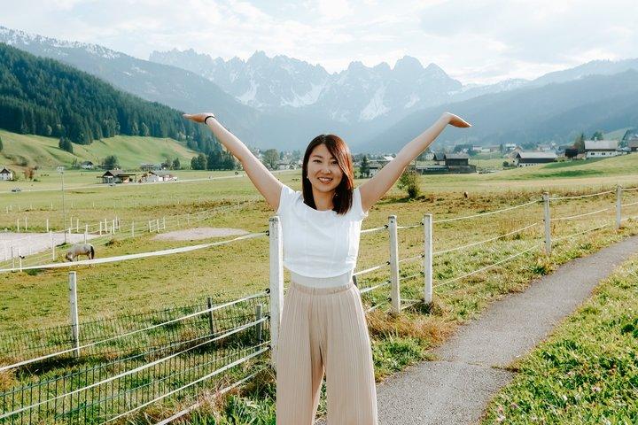 ウィーン・ハルシュタットからの日帰り旅行ザルツブルク・アルペン村日帰り旅行