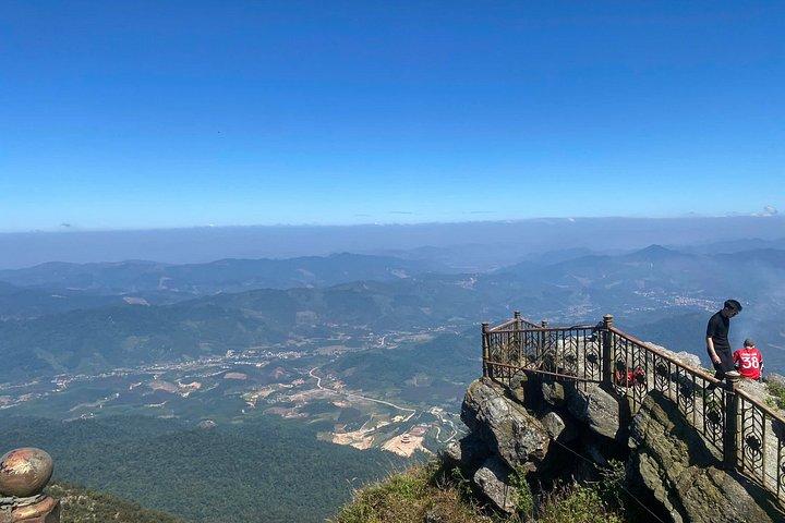 ハノイ:イエントゥ山-ユネスコ文化遺産プライベートツアー
