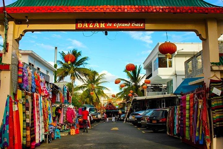 Grand Baie Private and Exclusive Street Food Tour and Sightseeing