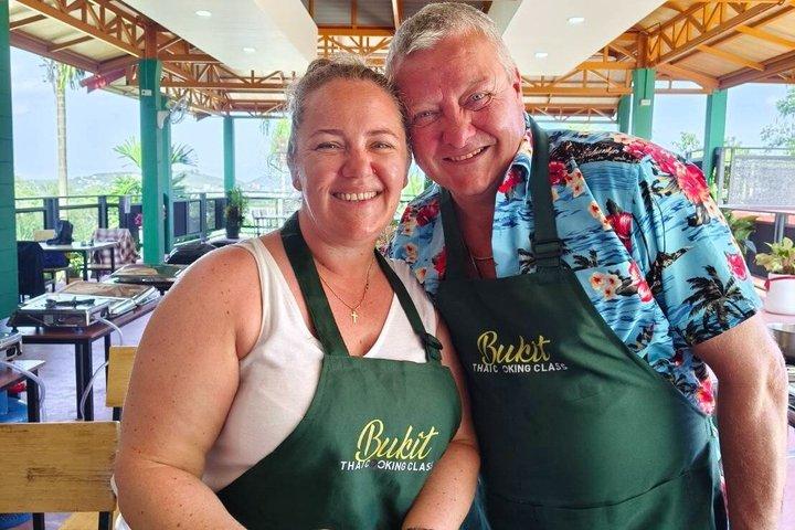 Bukit Thai Kochkurs und Elefantentreffen in Phuket