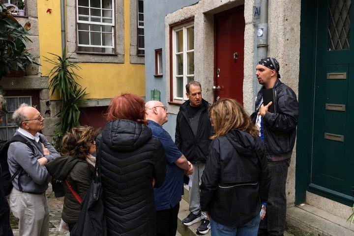 Porto Walking Tour with Wine Cellar Visit & 6 Bridges Cruise