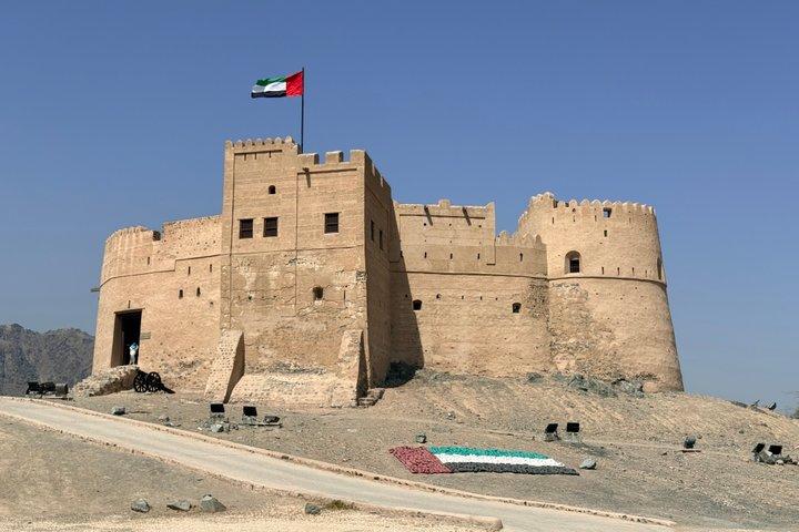 Private Fujairah East Coast Tour from Dubai with Mosque and Fort