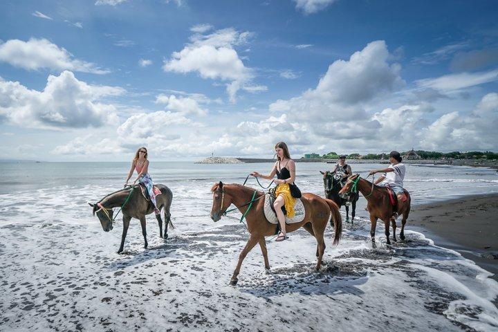 Billeder af Bali Horse Riding + Drone