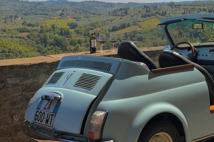 ヴィンテージ Fiat 500でのフィレンツェプライベートツアー：パノラマビューとワイン