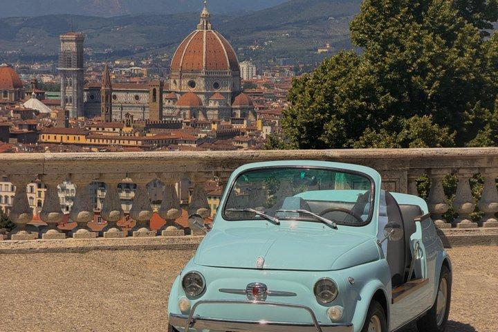 ヴィンテージ Fiat 500でのフィレンツェプライベートツアー：パノラマビューとワイン