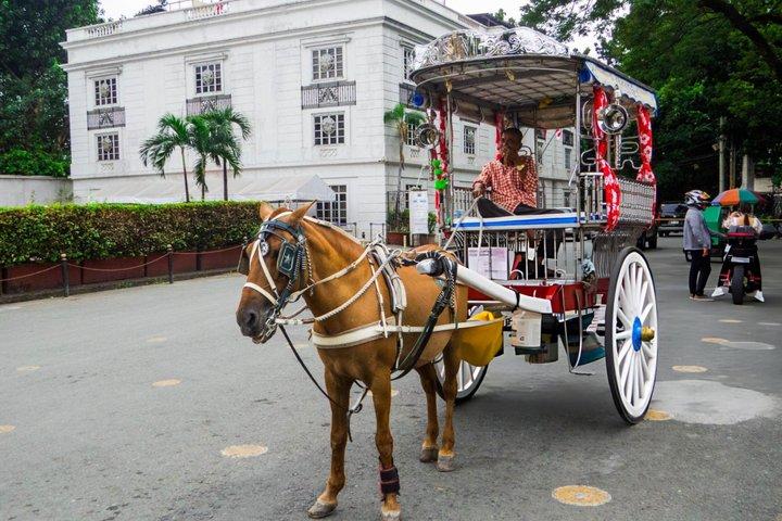 Explore Spanish Influenced Manila 2 Hour Walking Tour