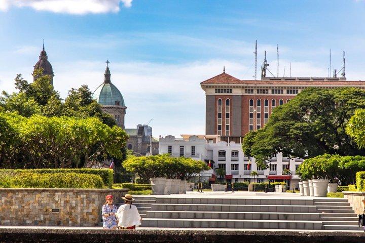 Explore Spanish Influenced Manila 2 Hour Walking Tour