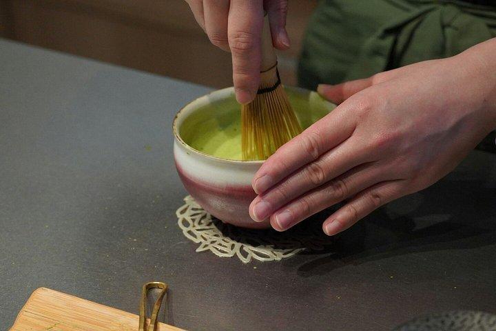 浅草で東京抹茶の試飲・作り体験