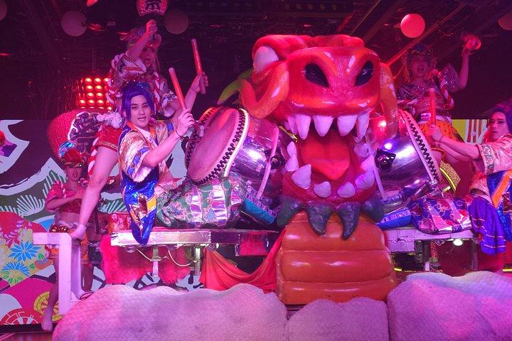 Entrada para el Show Samurai con 2 Bebidas + Set de Matcha : SHINJUKU *Edades 18 +