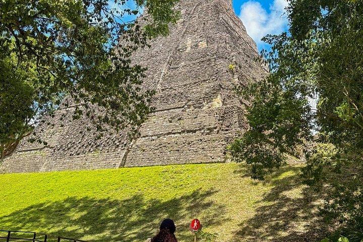 サンイグナチオから地元の昼食付きティカル日帰り旅行