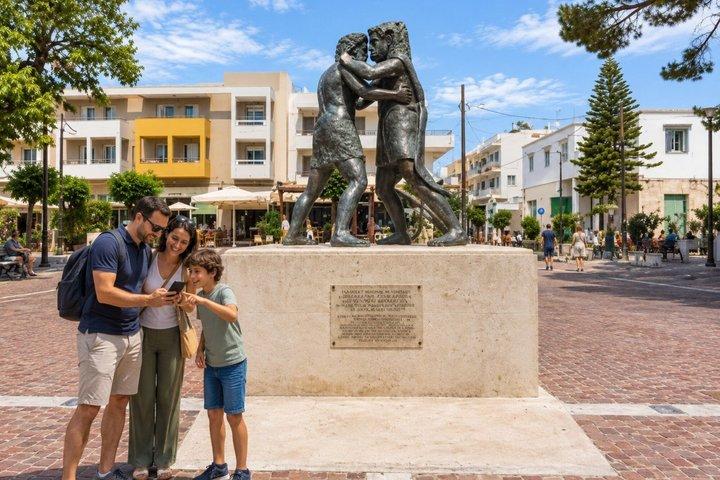 Kos Scavenger Hunt & Highlights Self-Guided Walking Tour