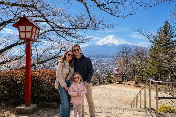 横浜港：プライベート富士山と河口湖日帰りツアー