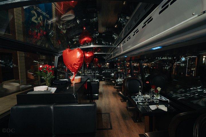 NYCバストロノームグルメ観光ディナーツアー（ドリンク付き）