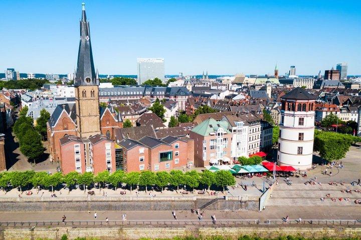 Dusseldorf Scavenger Hunt & Highlights Self-Guided Walking Tour