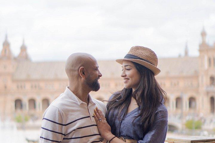 Barcelona: Professional Photoshoot at Gothic Quarter