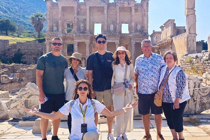 Day Trip to Ephesus from or to Istanbul with Flight and Lunch