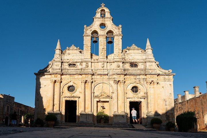 Half Day Sunset Tour in Rethymno with Dinner and Wine