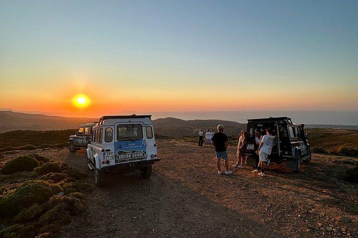 Half Day Sunset Tour in Rethymno with Dinner and Wine