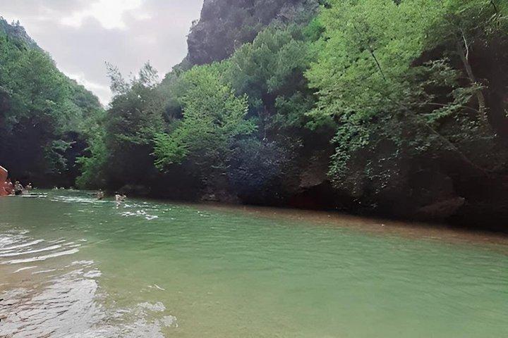 Excursion de randonnée aux cascades de Yahchouch depuis Beyrouth, Liban