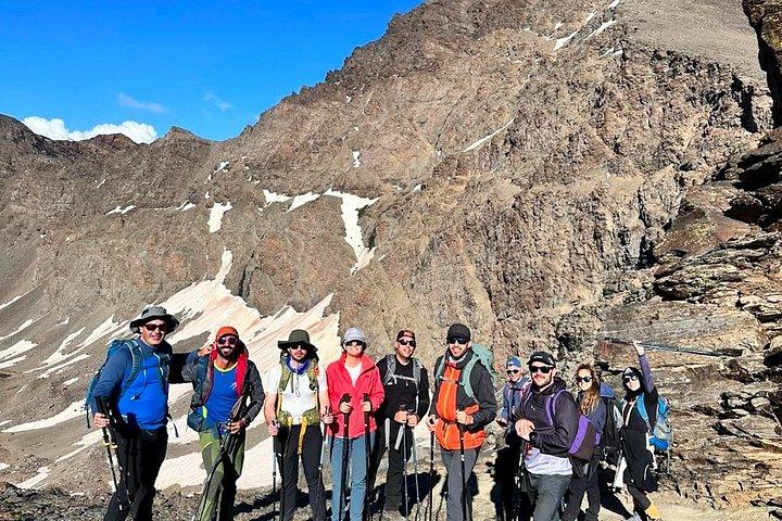 シエラネバダの冒険:ムラセン峰へのガイド付き登山
