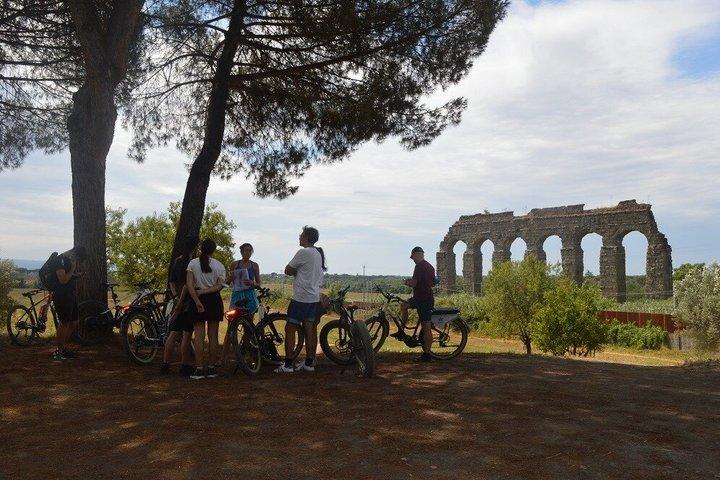 WOW Private Tour : Bicicleta, Almuerzo, Carrito de Golf, Coliseo & Rooftop Bar
