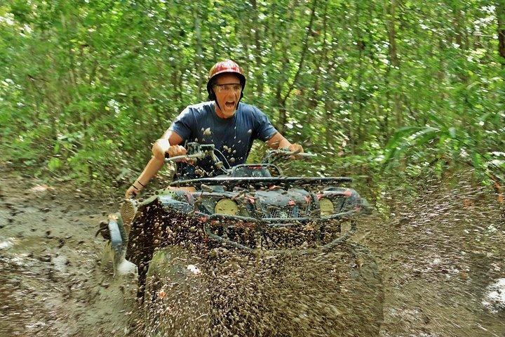 ワン・ジャングル・アドベンチャーズによるプエルトバジャのATV&セノーテツアー