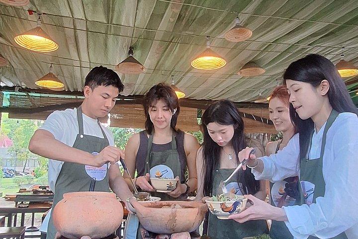 プライベート料理教室（現地市場見学とエッグコーヒー付き）