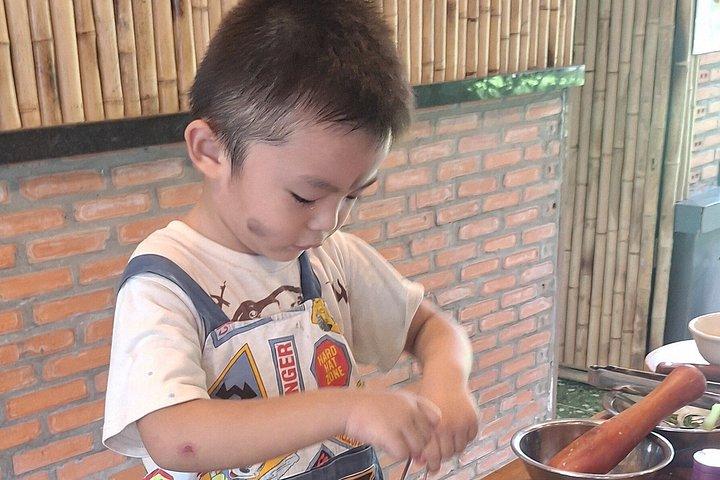 ベトナム風味料理教室（現地マーケットツアー＆エッグコーヒー付き）