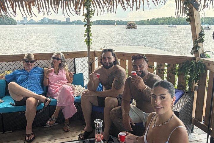 Solar Kontiki-lounge